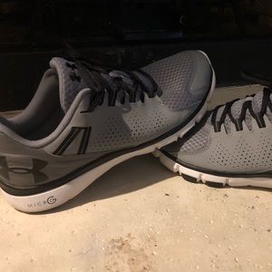 Under Armour 13 sneakers